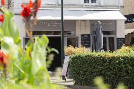Logis Hotel Restaurant Maison Voltaire Amboise Exterior foto